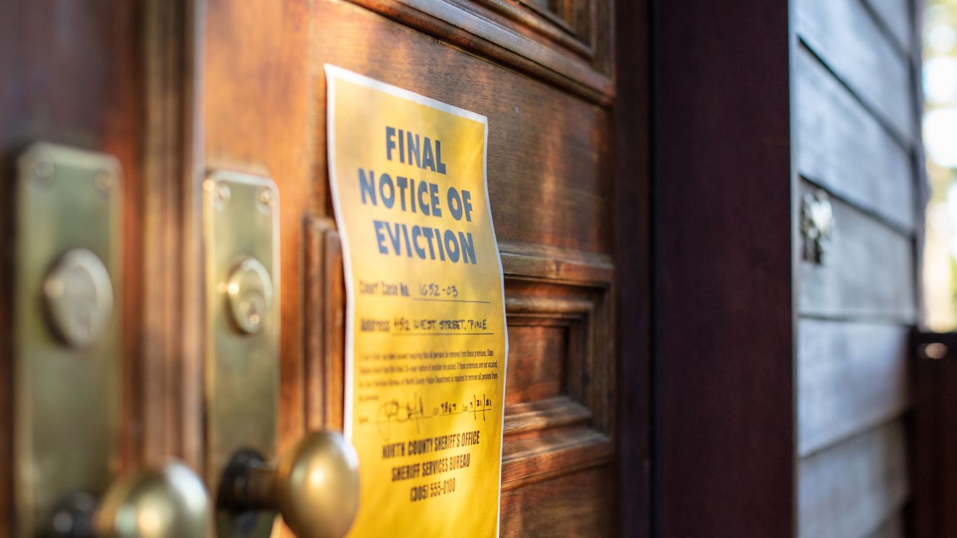 Navigating Chicago's Eviction Process: A Guide for Landlords